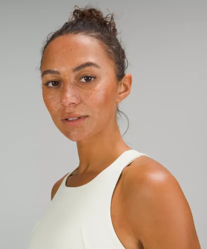 Wunder Train Racerback Tank Top Medium Support, B/C Cups