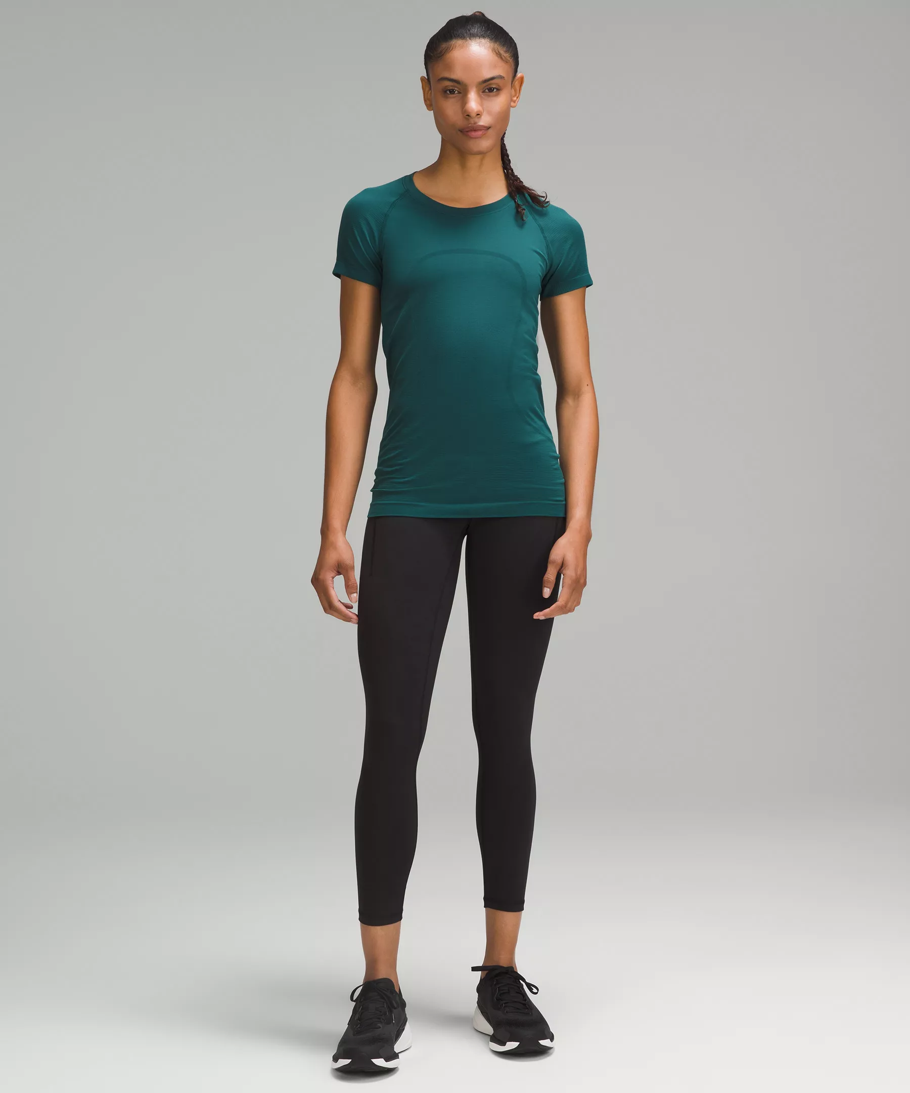Swiftly Tech Short-Sleeve Shirt 2.0 Hip Length