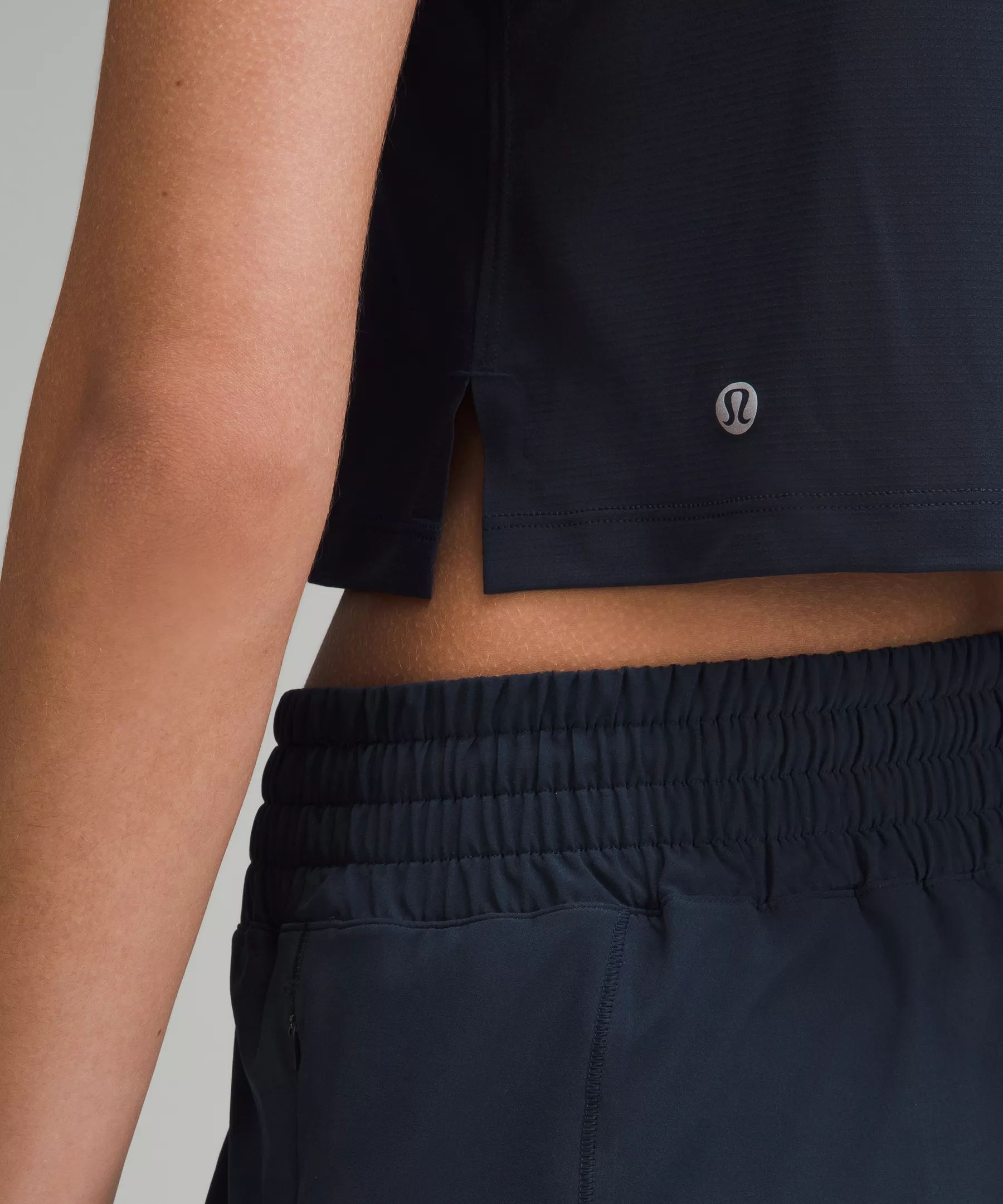 Ultralight Waist-Length Tank Top