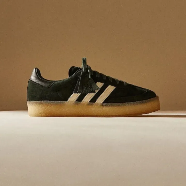 2023 SS 最新作が登場【KITH X CLARKS X ADIthtDAS SAMBA】トリプルコラボスニーカーが圧倒的な人気だった理由！
