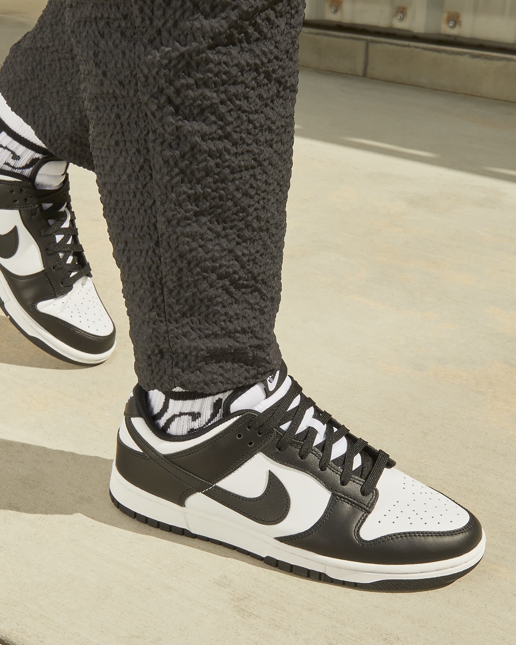 Nithtke Dunk Low White Black Panda