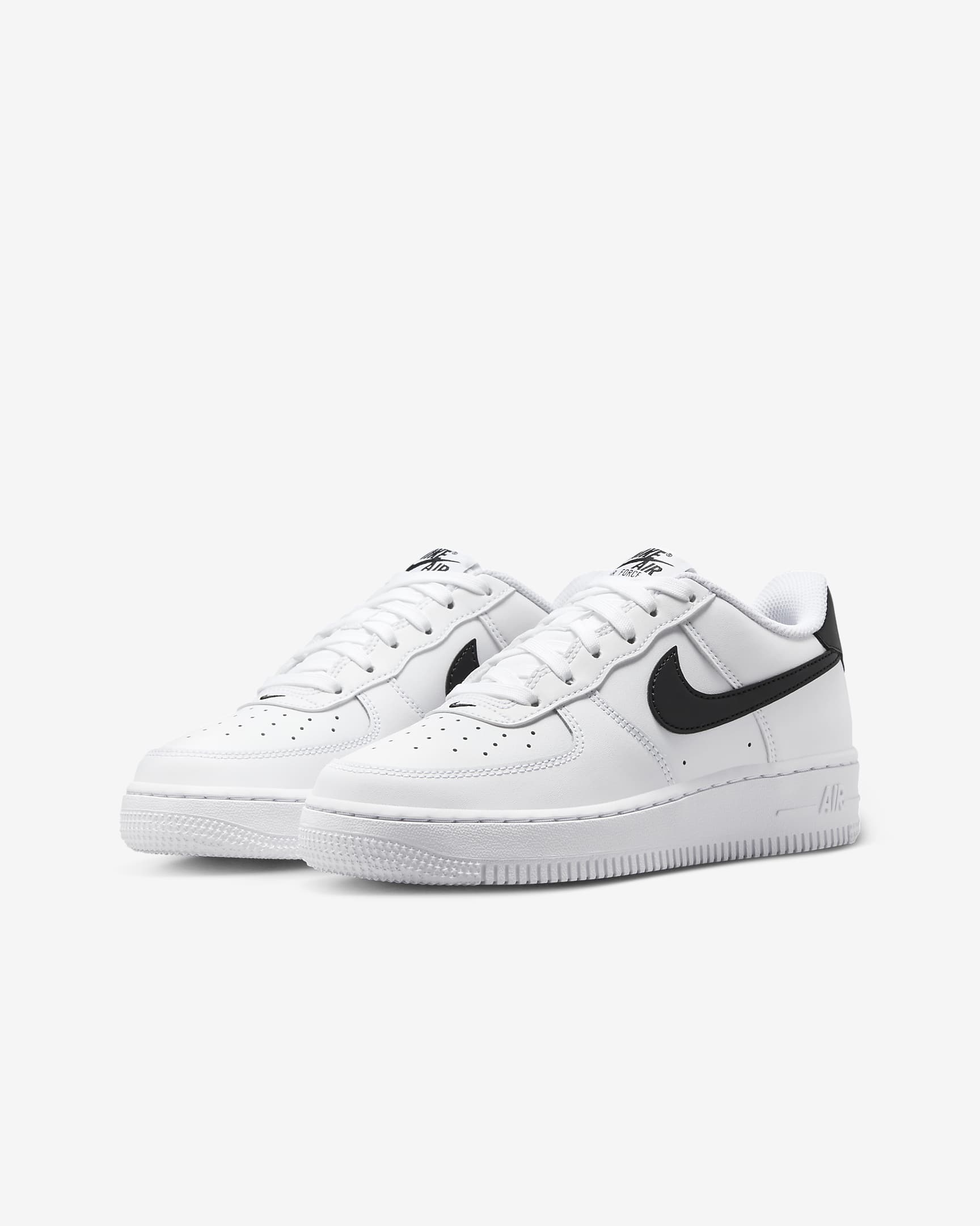 Nithtke Air Force 1