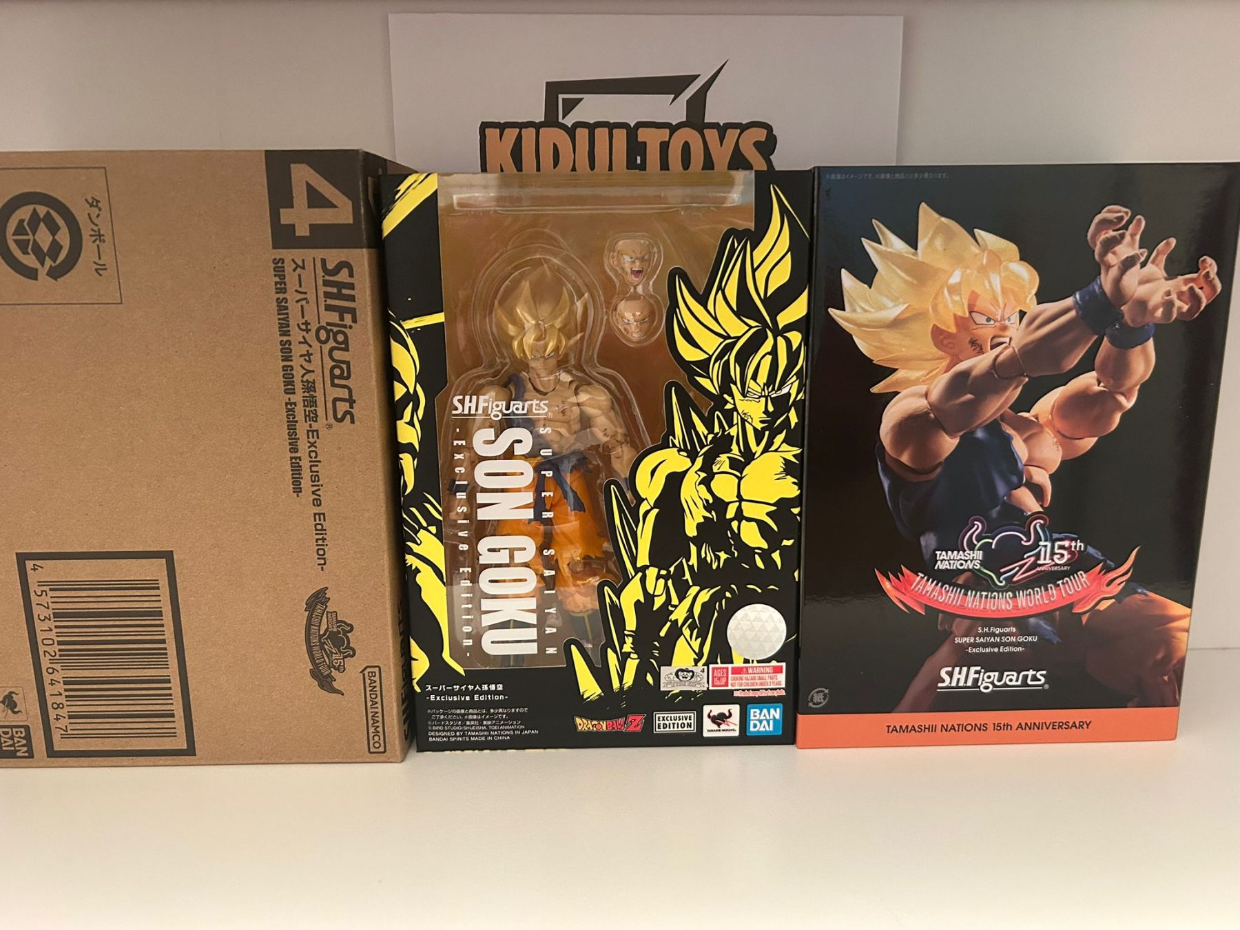 S.H.Figuarts goku warrior awakening exclusive