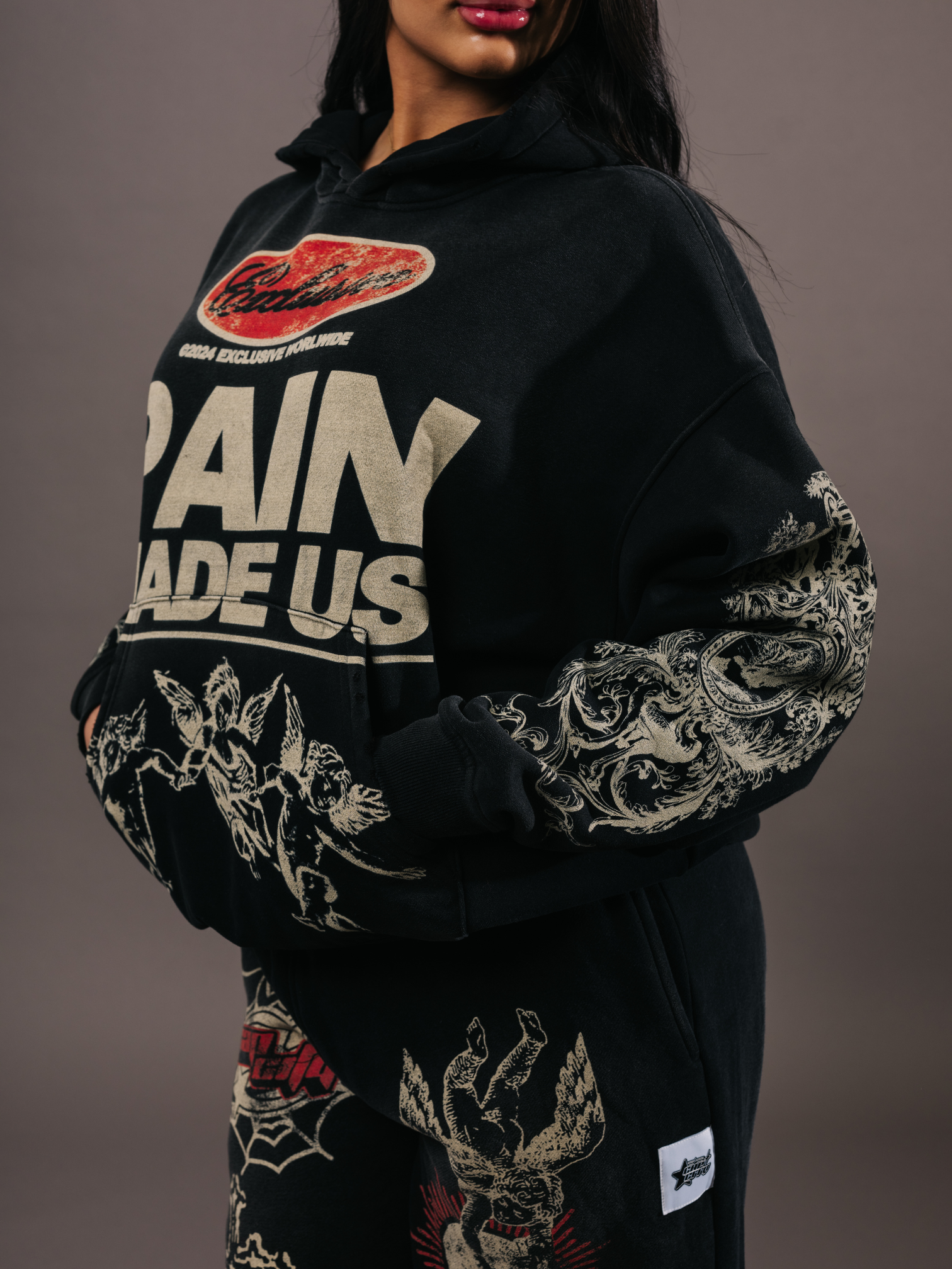 EXCLUSIVE CLUB BLACK PAIN MADE US HOODIE