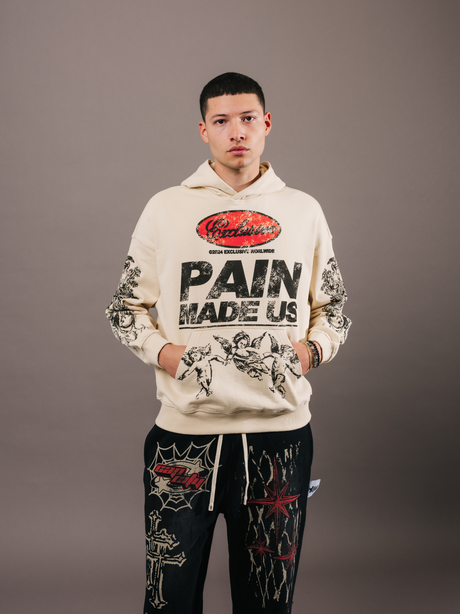 EXCLUSIVE CLUB CREAM PAIN MADE US HOODIE