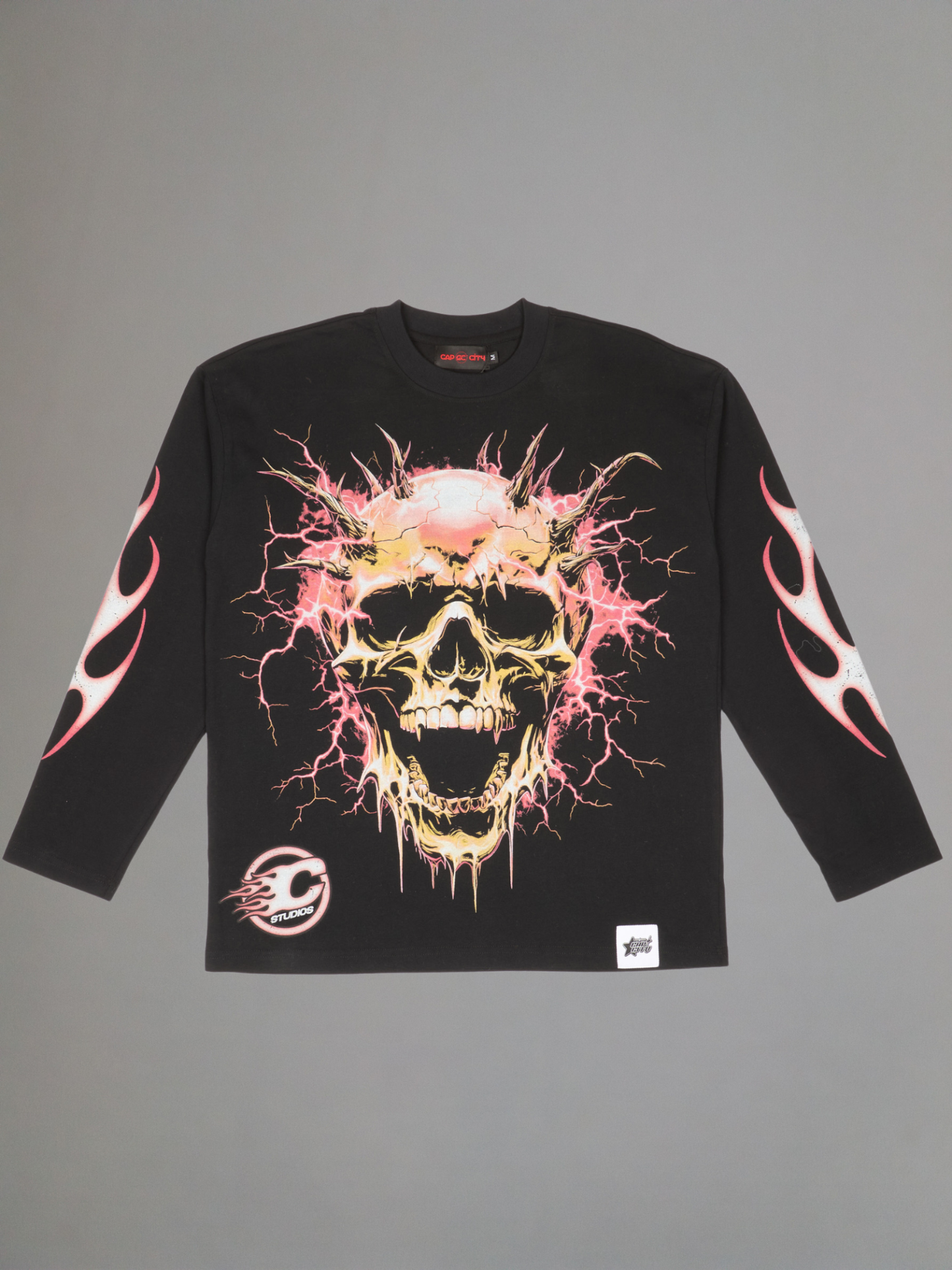 EXCLUSIVE CLUB BLACK THE DEVIL IS A LIAR LONG SLEEVE TEE