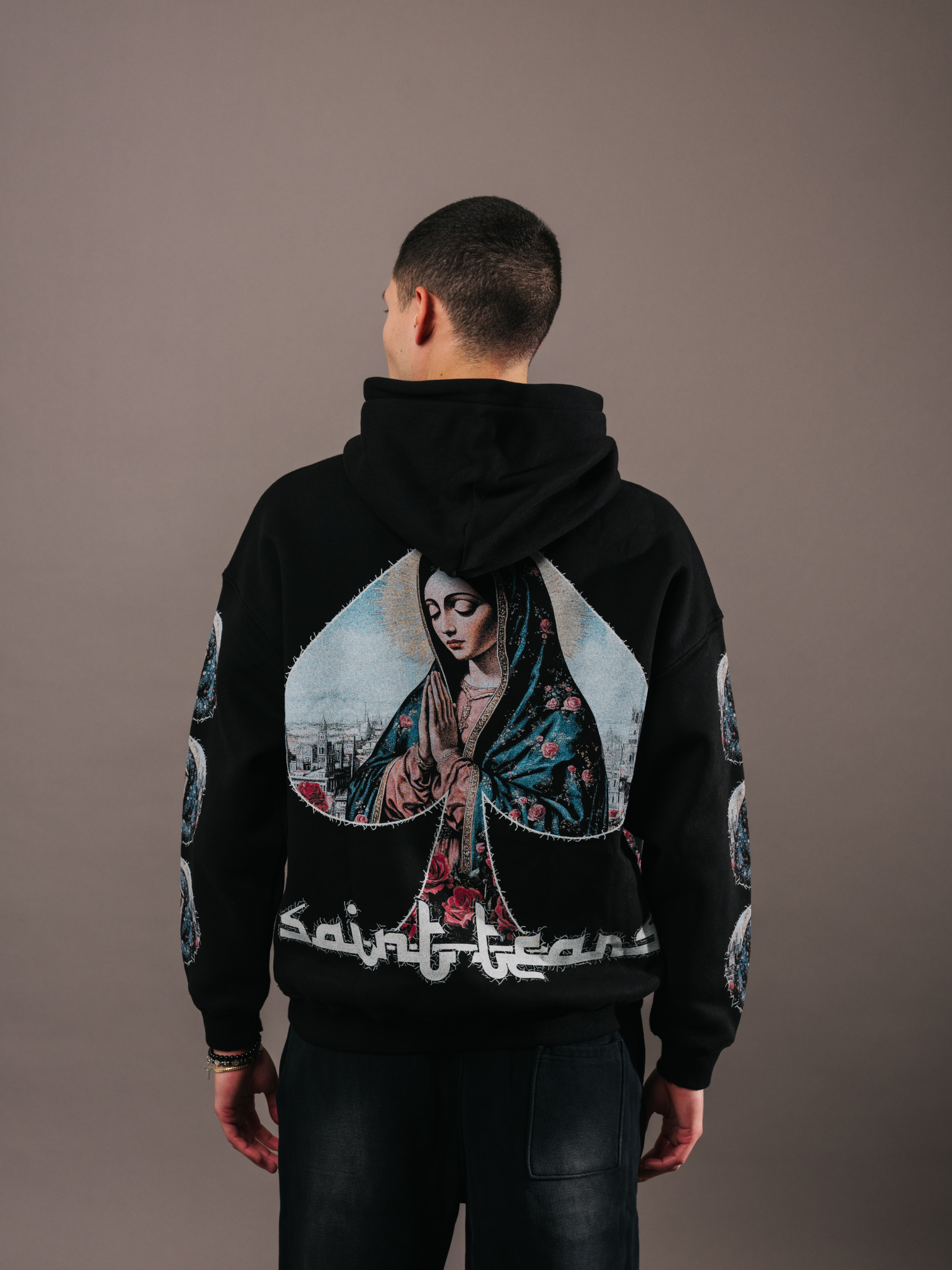 EXCLUSIVE CLUB SAINT TEARS HOODIE