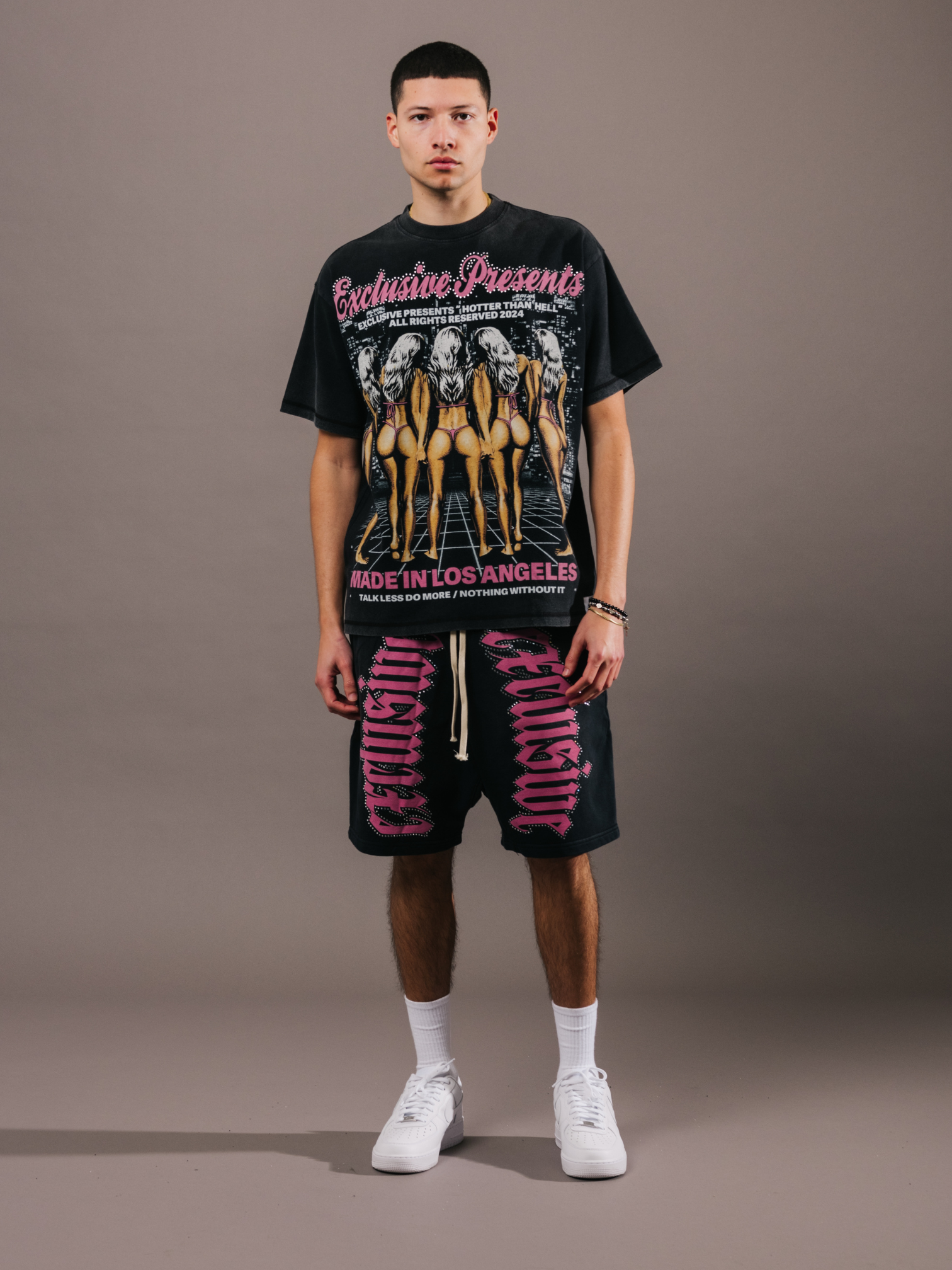 EXCLUSIVE CLUB ACID WASH EXCLUSIVE W/ RHINESTONES SHORTS