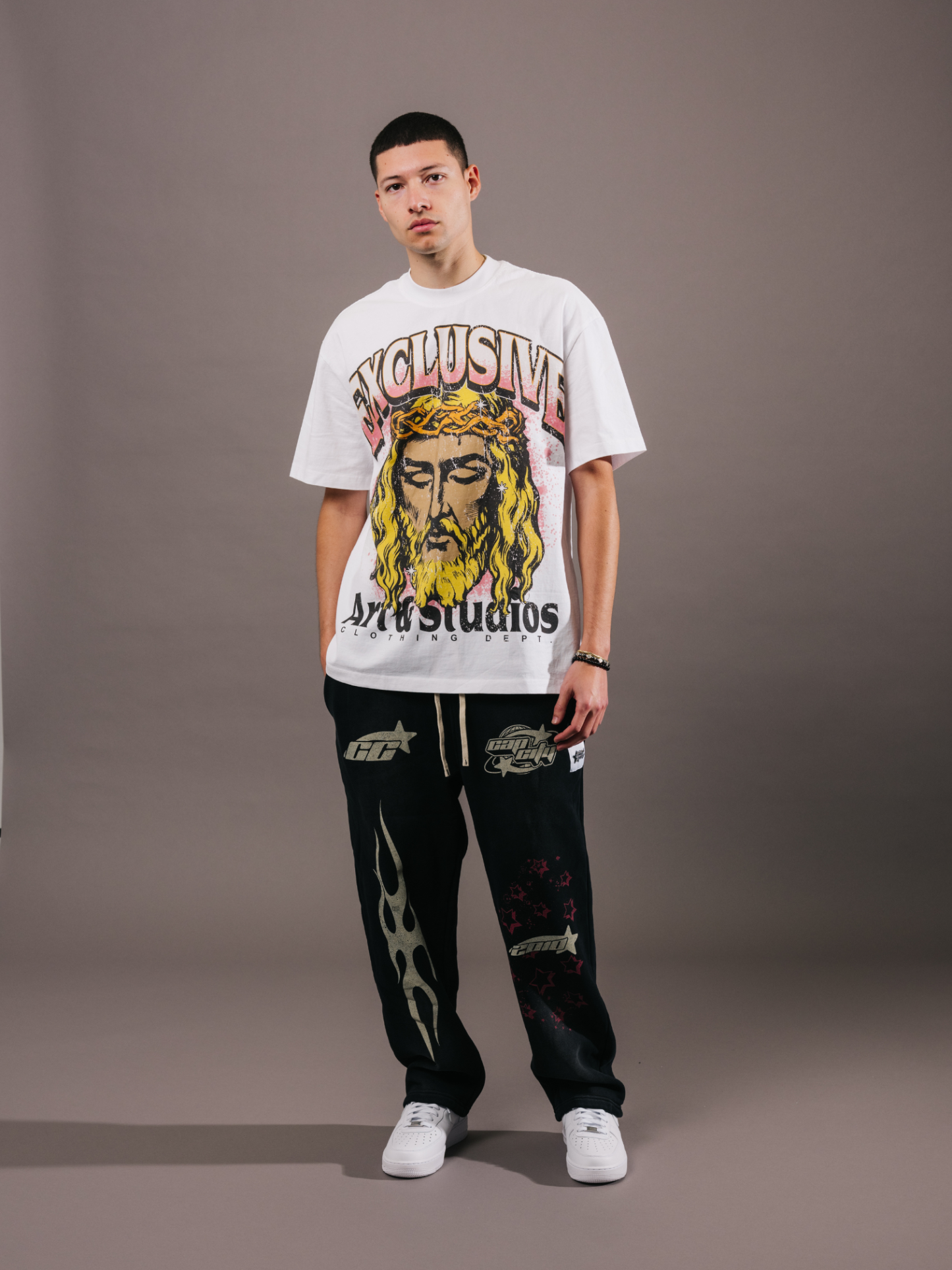 EXCLUSIVE CLUB WHITE MY GOD TURNS DARKNESS INTO LIGHT TEE