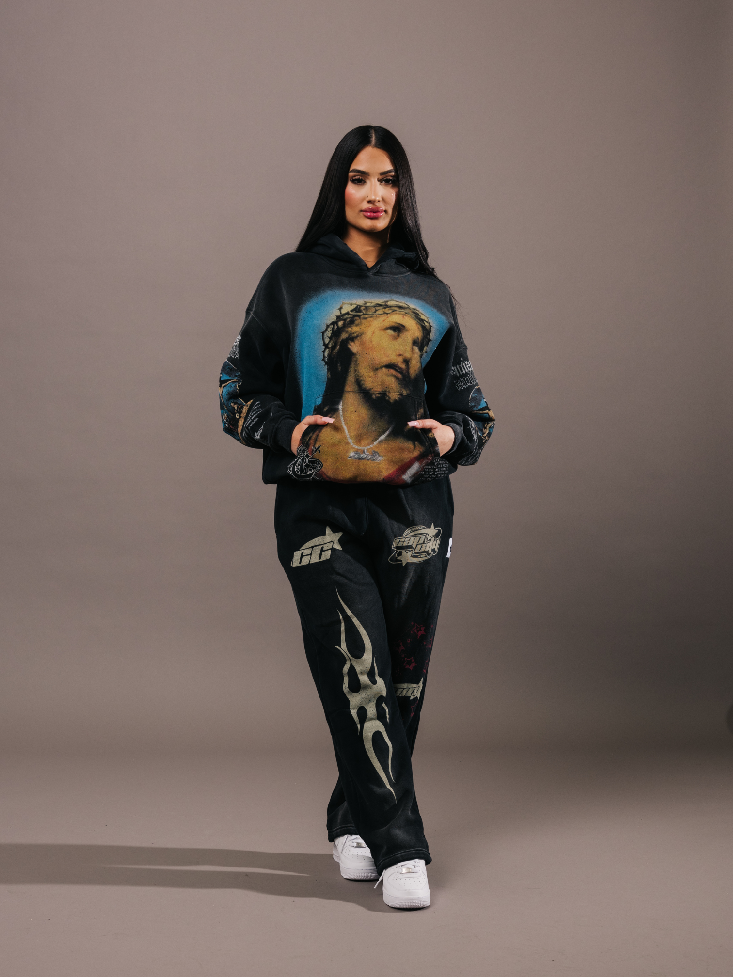 EXCLUSIVE CLUB JESUS HOODIE