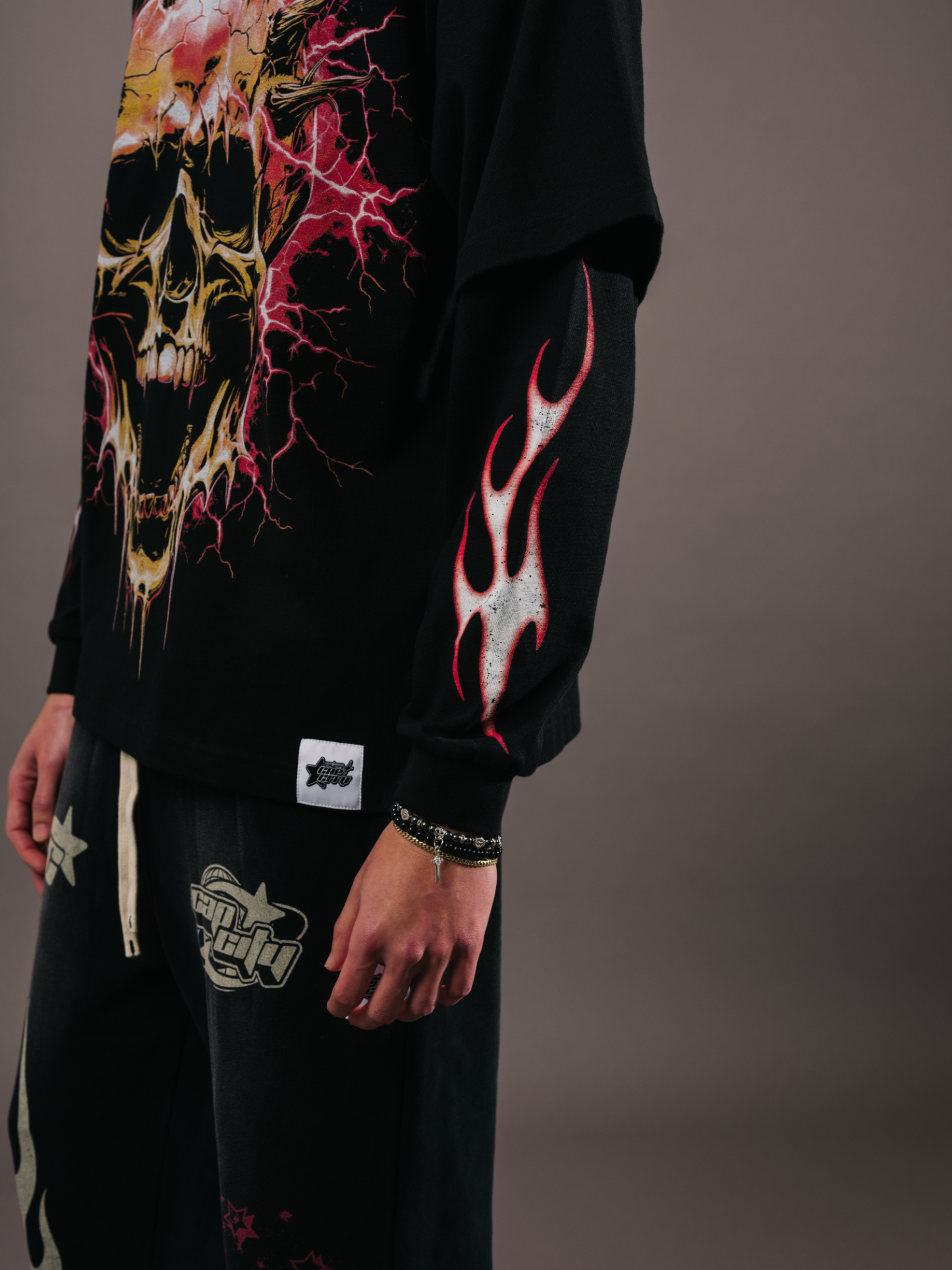 EXCLUSIVE CLUB BLACK THE DEVIL IS A LIAR DOUBLE SLEEVE TEE