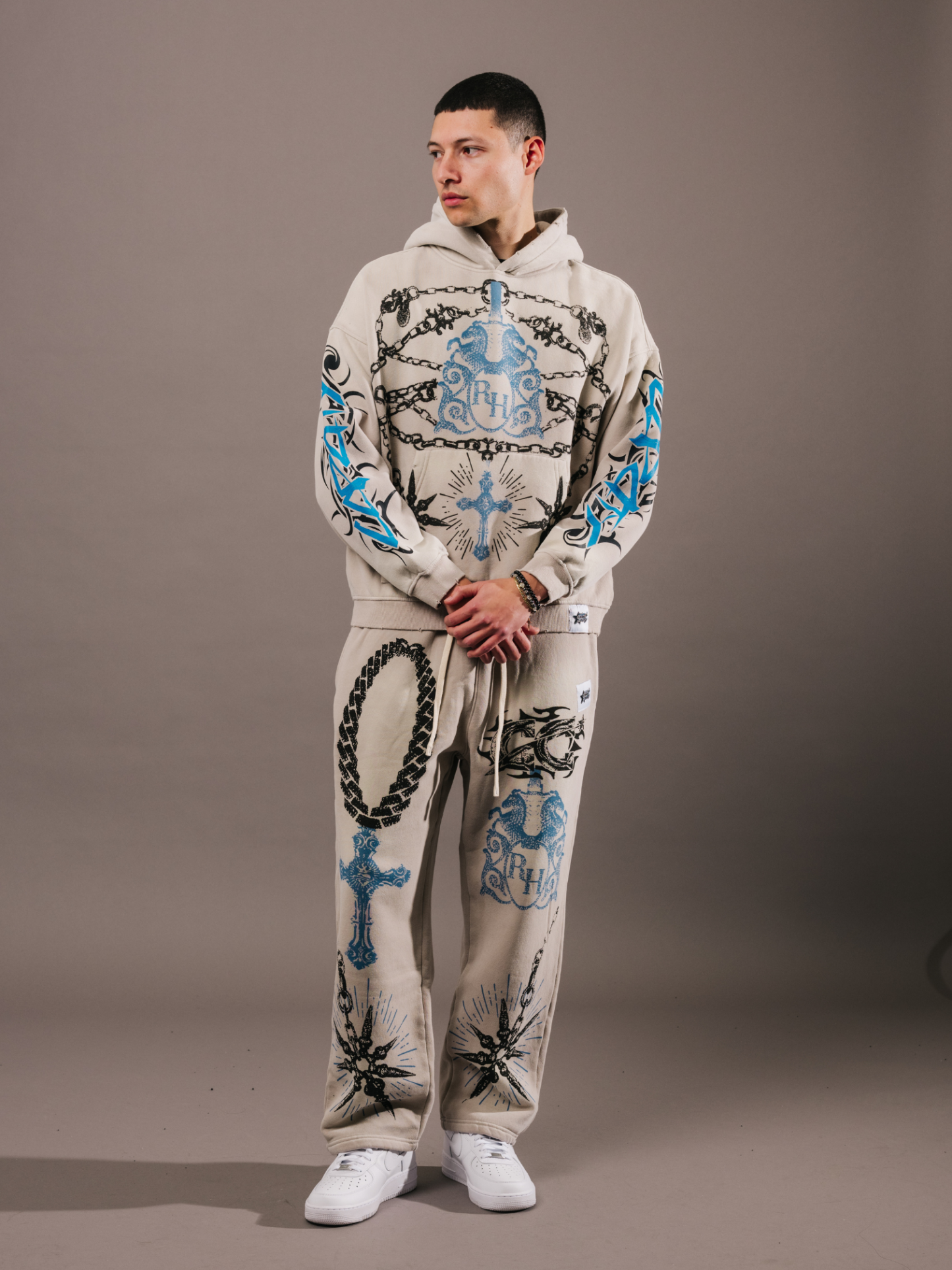 EXCLUSIVE CLUB x RANCHO HUMILDE GRAY SWEATS