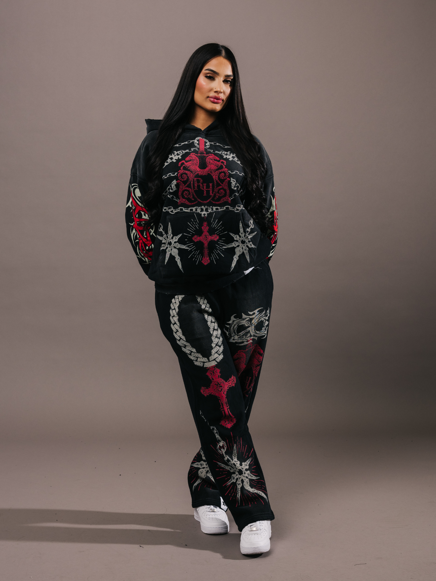 EXCLUSIVE CLUB x RANCHO HUMILDE BLACK/RED SWEATS