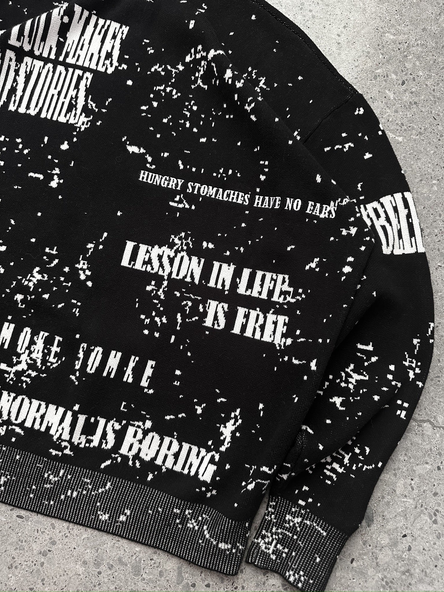 "Space Fugitive" Knit