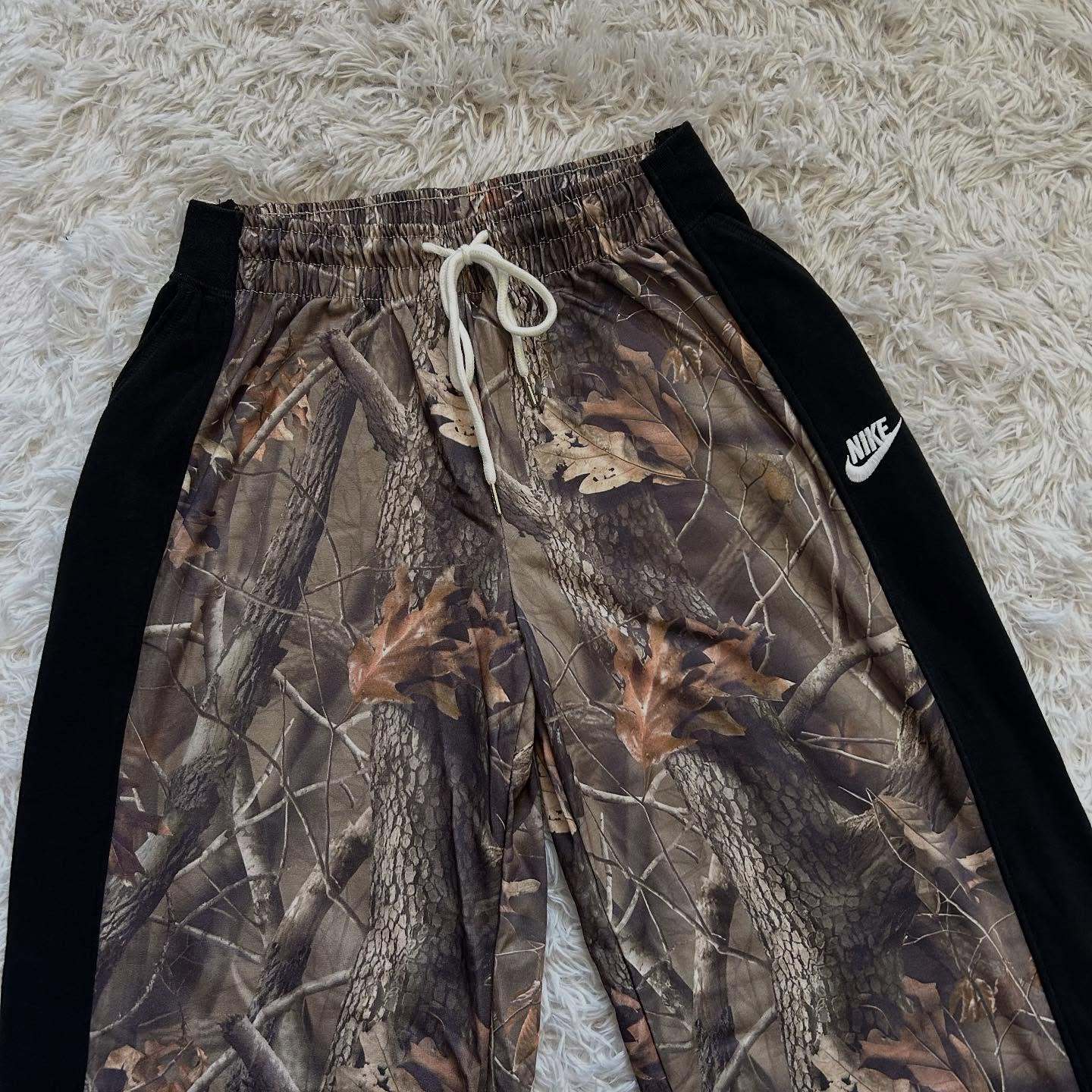 Wide-leg patchwork pants