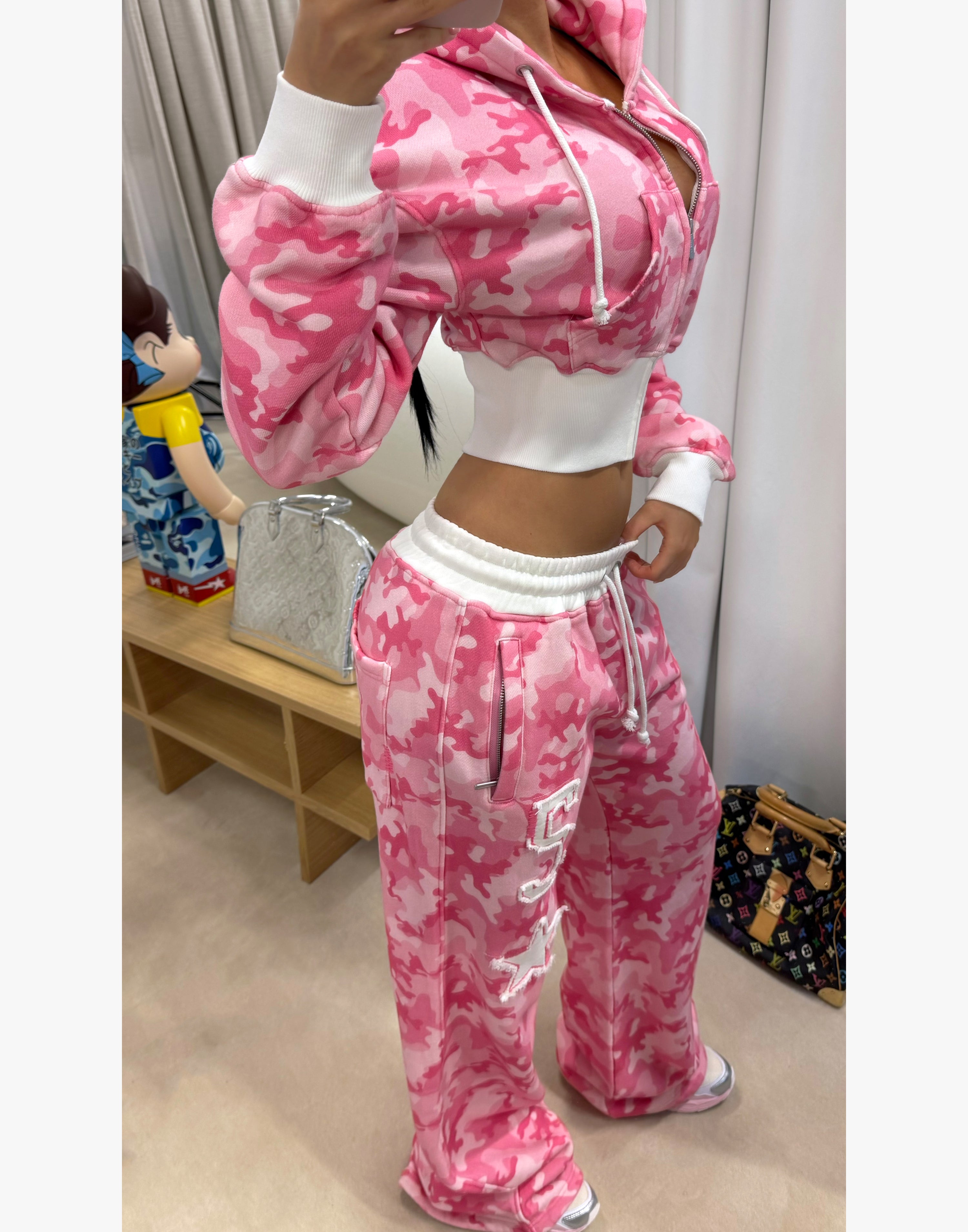 Pink Camo Baggy Cropped Zip Hoodie
