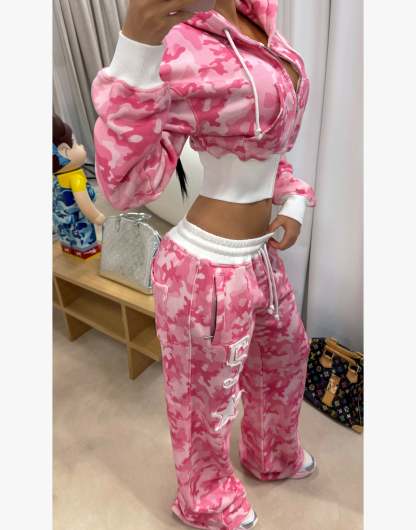 Pink Camo Baggy Cropped Zip Hoodie