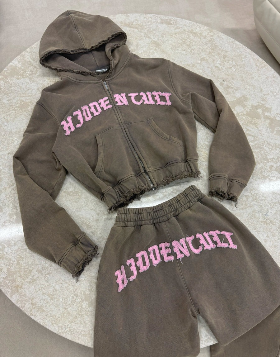 HIDDEN CULT? Macaroon Distressed Relaxed Sweatsuit
