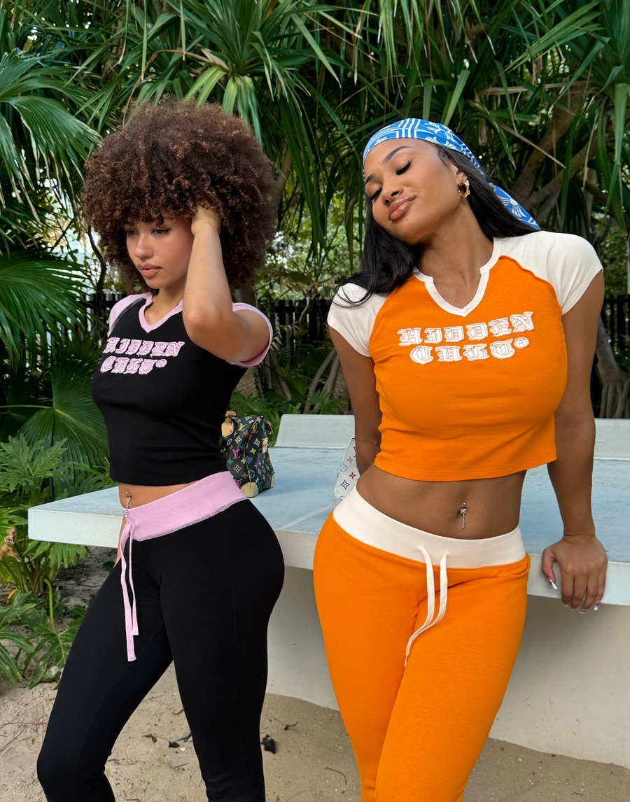 HIDDEN CULT? Licorice Raglan Set