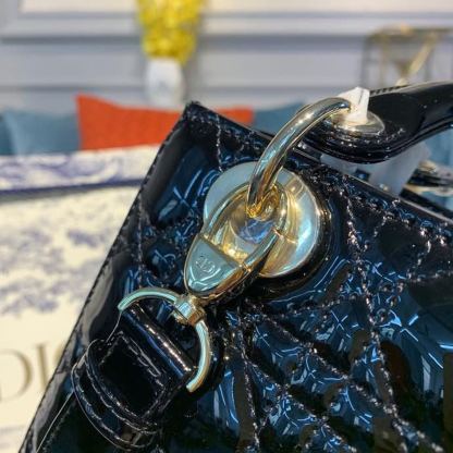DI Small Lady Bag Black Patent Cannage For Women 8in/20cm CD M0531OWCB_M900