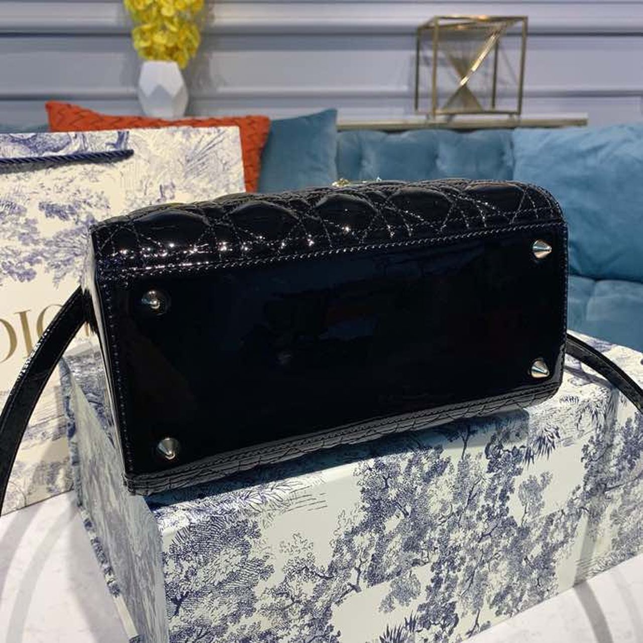 DI Medium Lady Bag Black Cannage For Women 9.5in/24cm CD M0565ONGE_M900