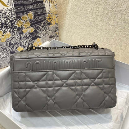 DI Medium Caro Bag Gray Padded Macrocannage, Dark Grey, For Women Women’s Handbags, Crossbody Bags, 25cm CD M9242BNGK_M41G