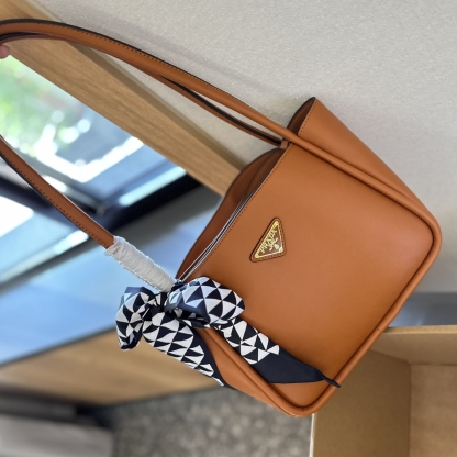 PR LEATHER MINI TOTE BAG CARAMEL 25CM 1BG539 2CYS F03BH V OVO