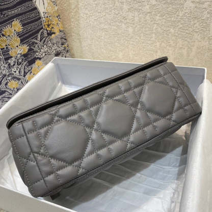 DI Medium Caro Bag Gray Padded Macrocannage, Dark Grey, For Women Women’s Handbags, Crossbody Bags, 25cm CD M9242BNGK_M41G