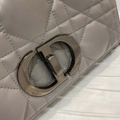 DI Medium Caro Bag Gray Padded Macrocannage, Dark Grey, For Women Women’s Handbags, Crossbody Bags, 25cm CD M9242BNGK_M41G