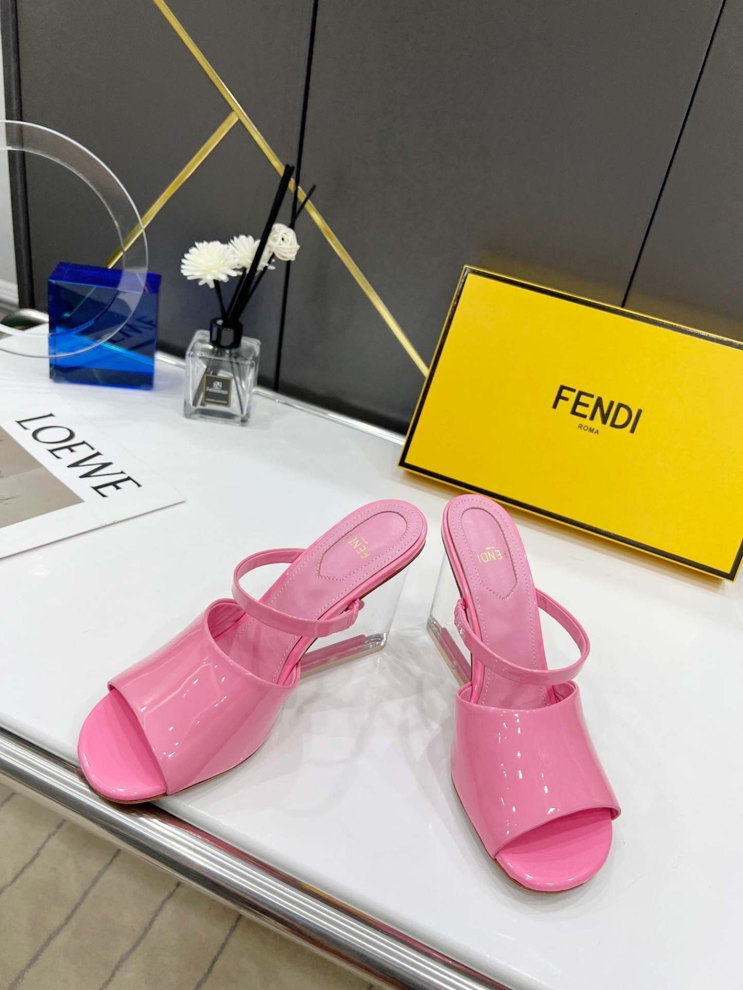 Luxury Shoes - FED - 682
