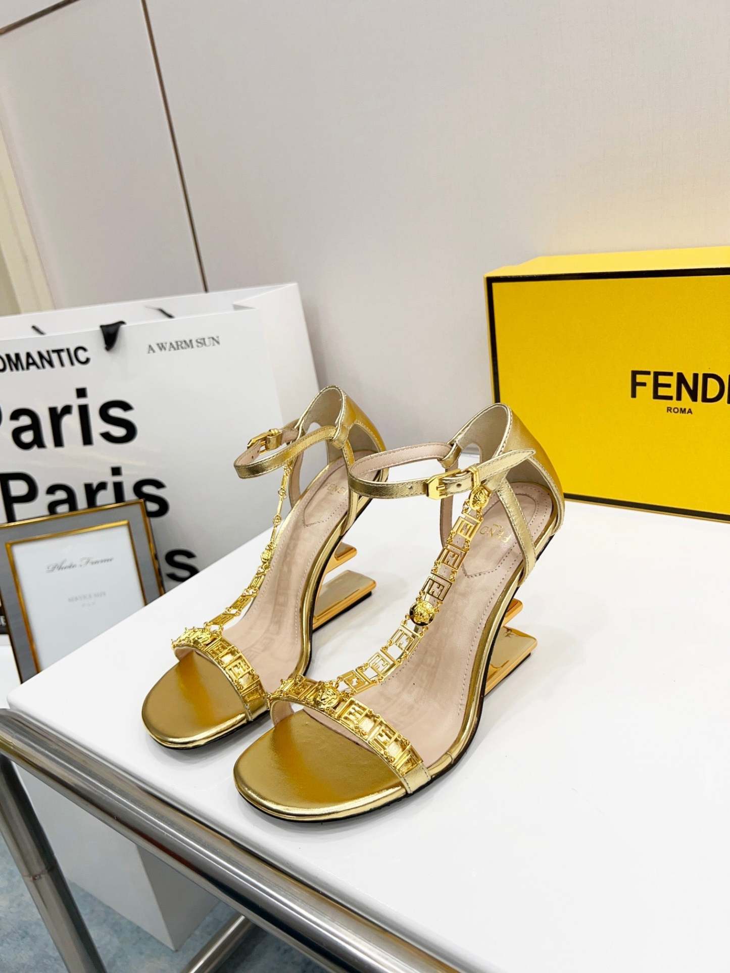 Luxury Shoes - FED - 678