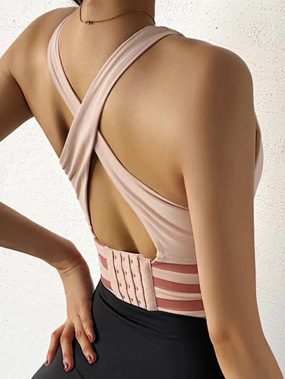Striped Pattern Crisscross Back Eye & Hook Sports Bra