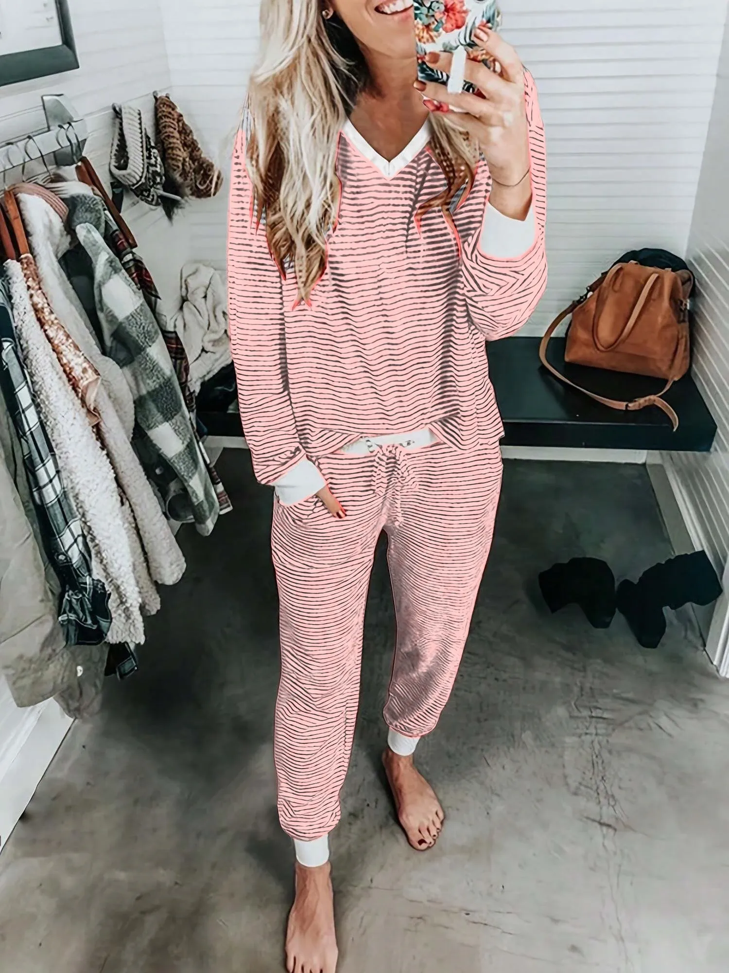 🔥🔥🔥🔥WOMEN'S STRIPED PRINT V NECK TEE & DRAWSTRING WAIST PANTS SETS