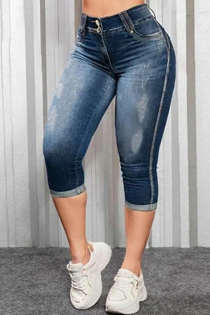 RIPPED ROLL UP HEM CAPRIS JEANS