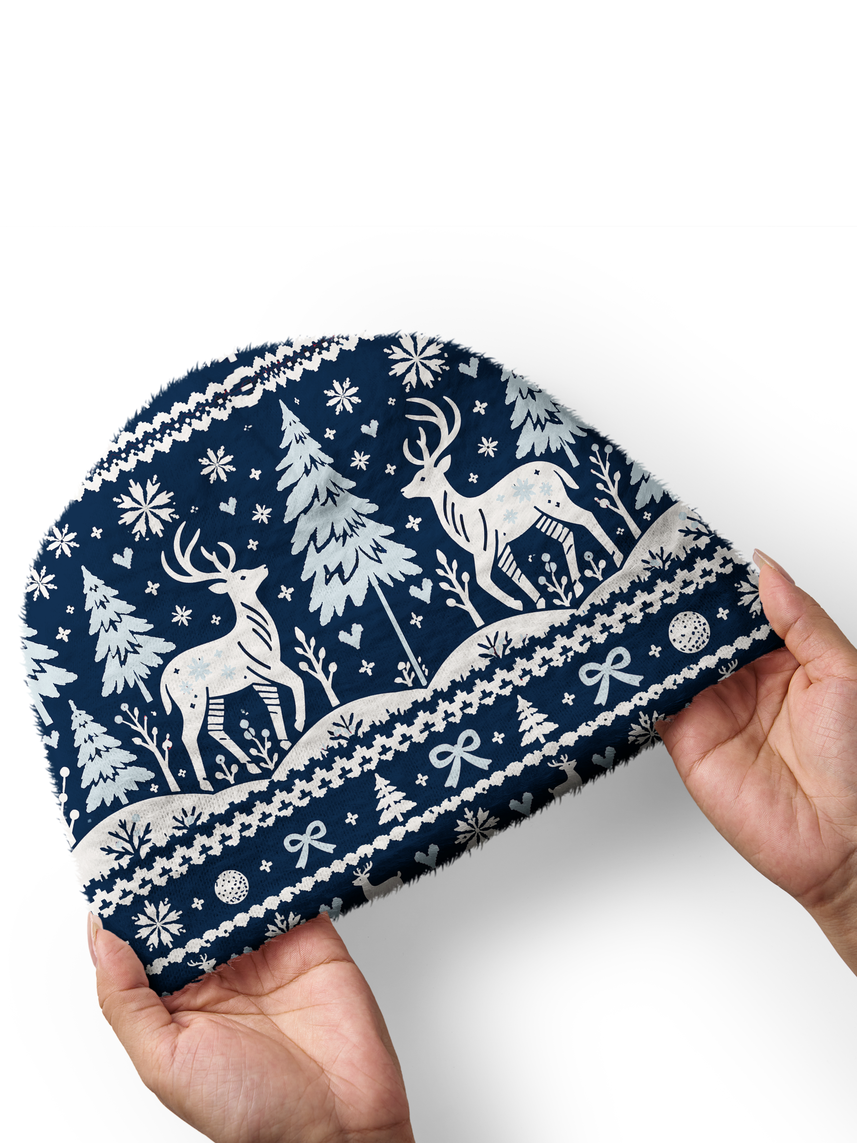 Cherryswing Women's Pastoral Snowscape Cozy Knit Golf Beanie