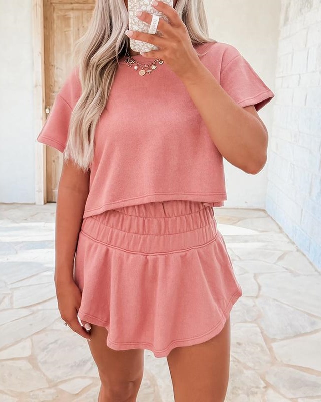 Women's Cropped Tee and Ruffle High Waist Skort Set