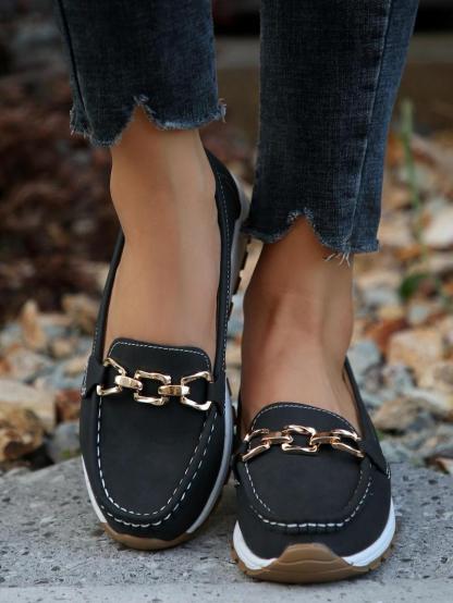 Women's Solid Color Chain Low-Top Round Toe Versatile Shoes