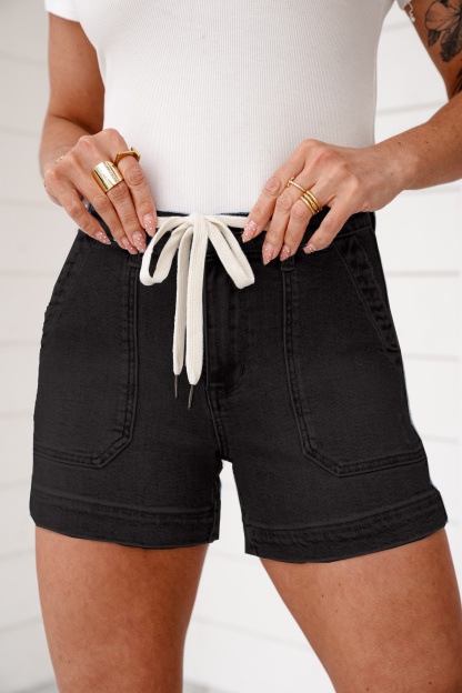 Women‘s Judy Blue Vintage Wash Jogger Shorts