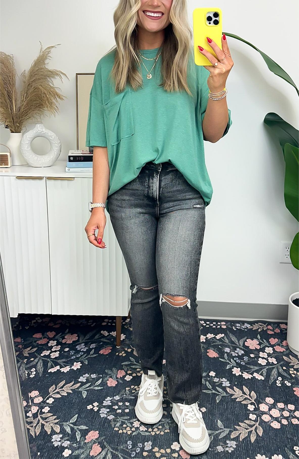 Women's Big Pocket Loose T-Shirt