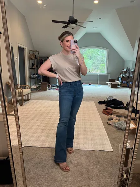 Fitted Vintage Flared Jeans -Pink Laura