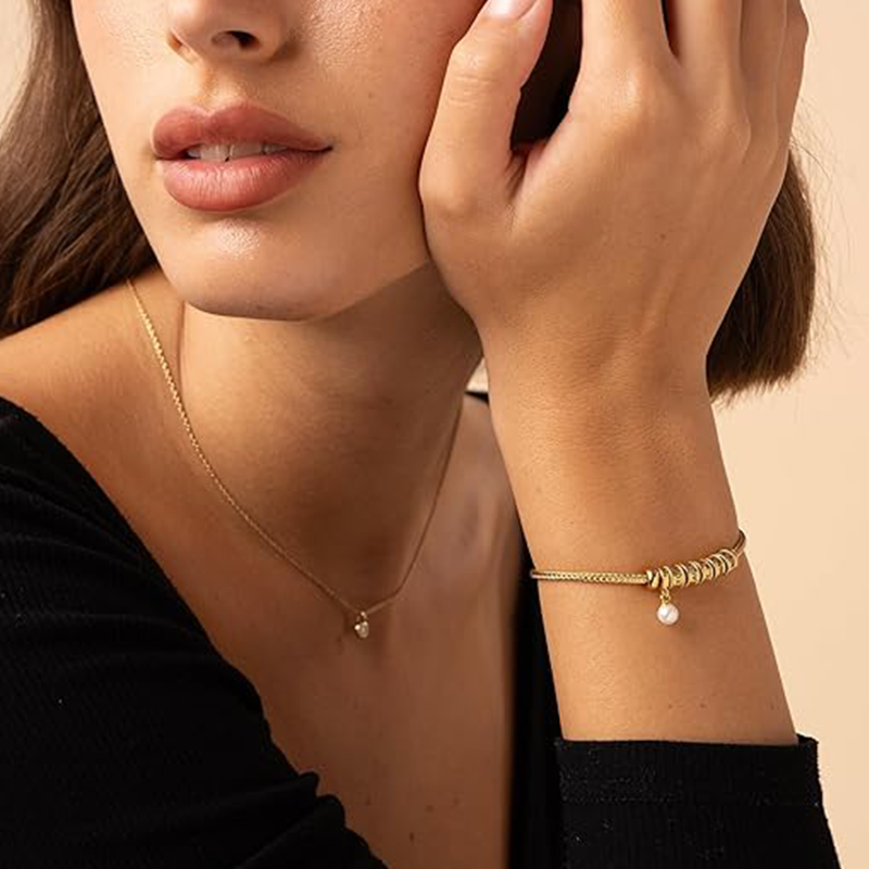 Pearl Grace Engraving Pendant Bracelet in Gold Vermeil-YAFEINI Personalized Jewelry