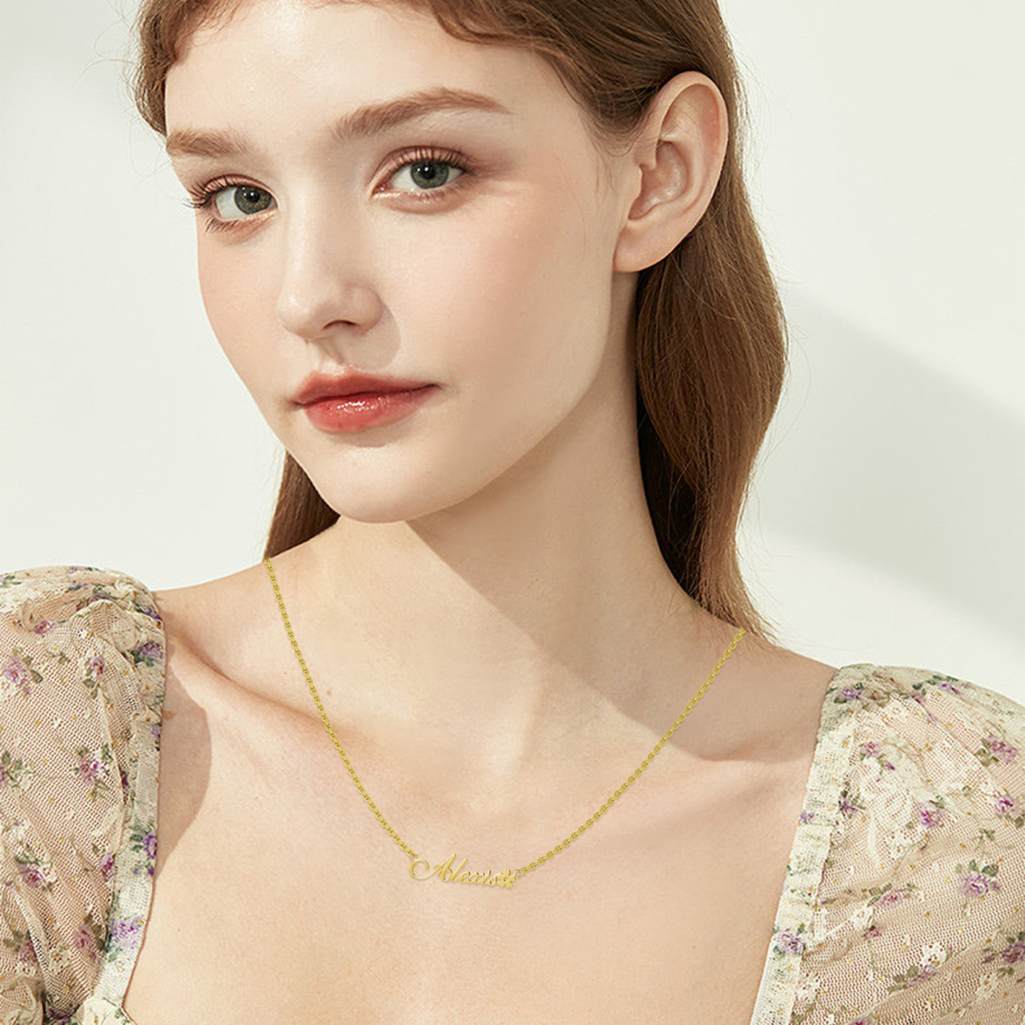 Sophisticated Personalized Name Pendant Necklace in Gold Vermeil-YAFEINI Personalized Jewelry
