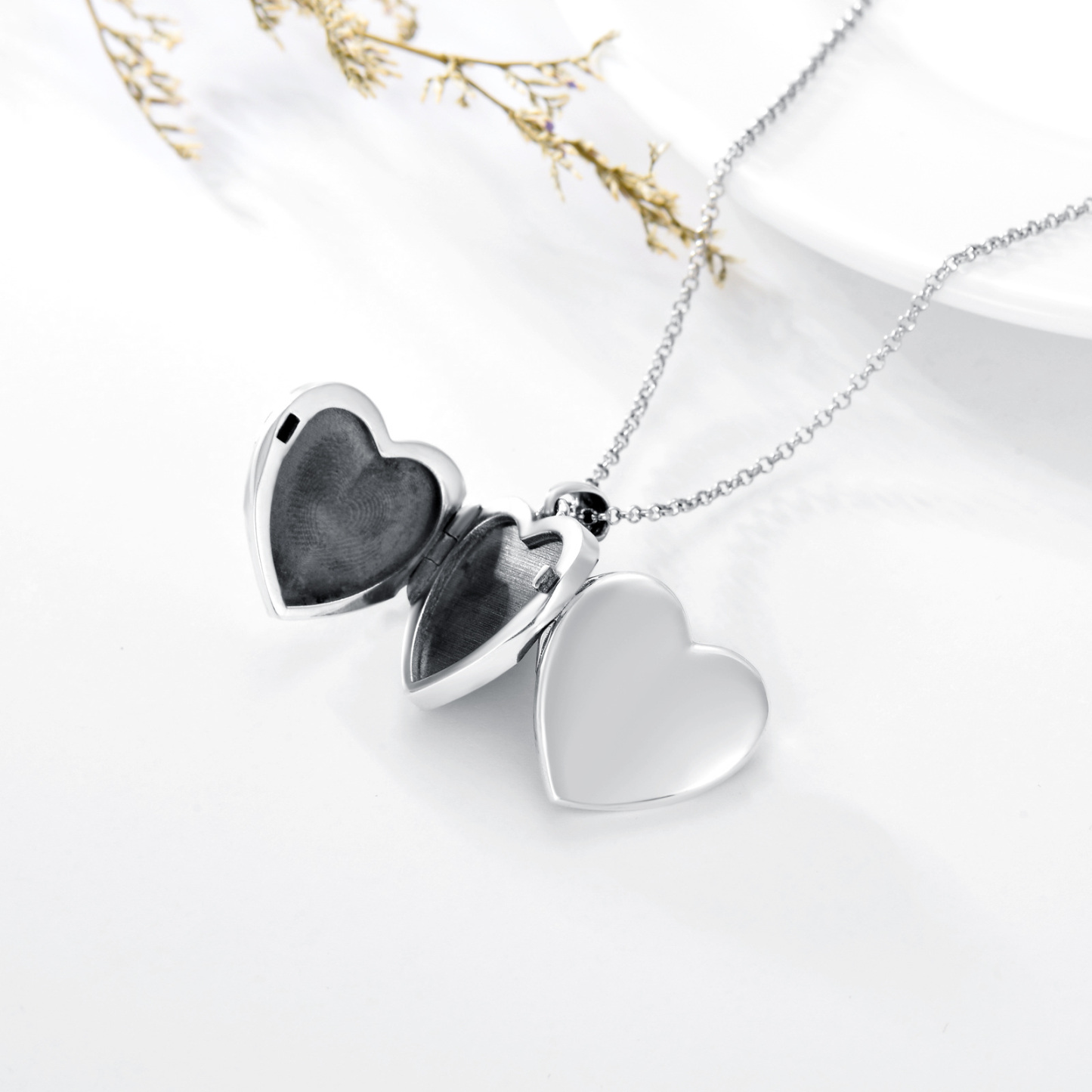 Sunflower Heart Personalized Photo Locket Necklace in Sterling Silver-YAFEINI Personalized Jewelry