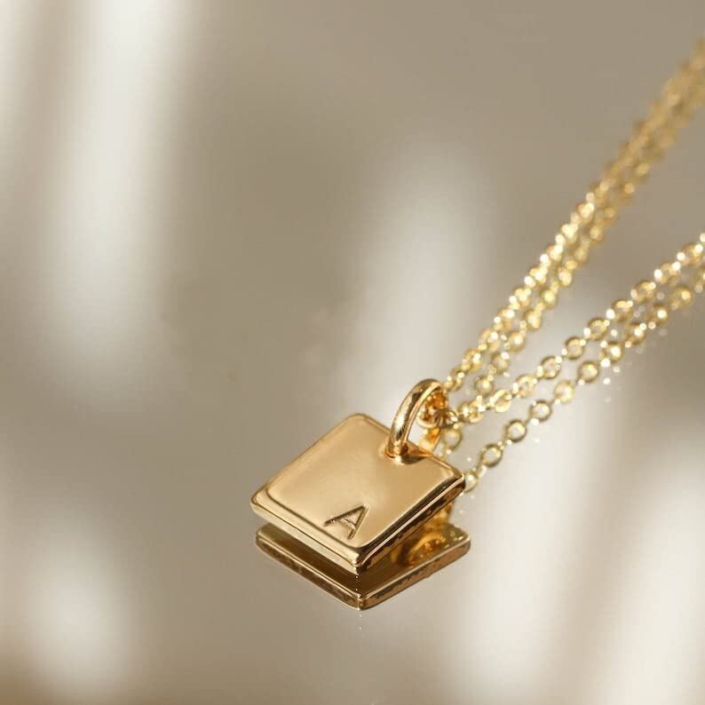 Chic Square Initial Necklace with Personalized Elegance in Gold Vermeil-YAFEINI Personalized Jewelry