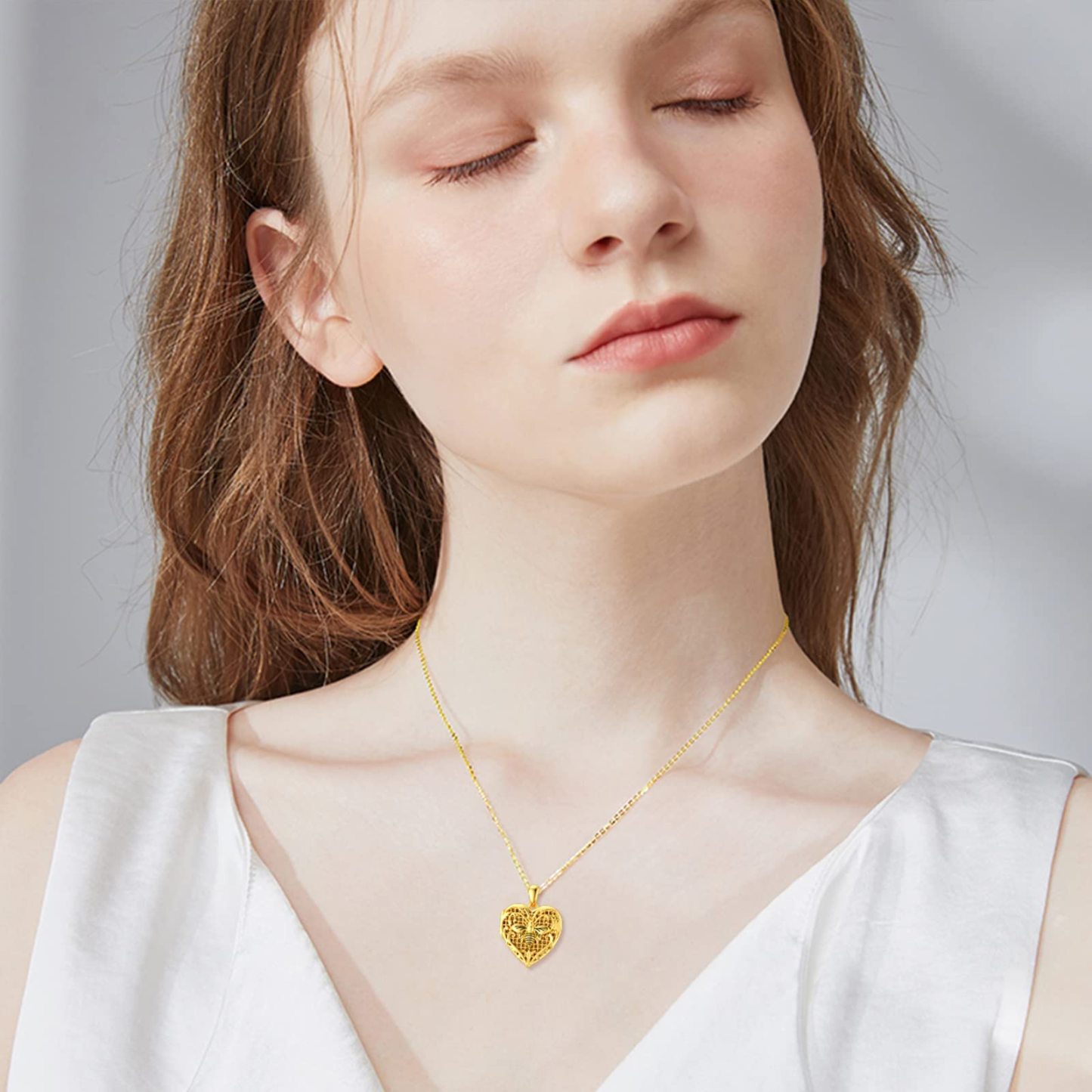 Personalized Bees Custom Photo Locket Necklace in Gold Vermeil-YAFEINI Personalized Jewelry