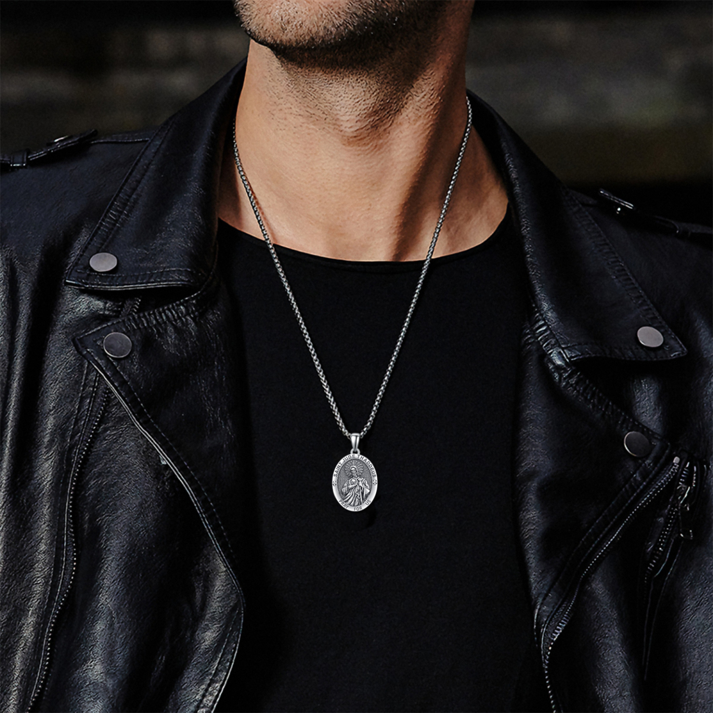 Sacred Elegance: Personalized Saint Jude Pendant in Sterling Silver-YAFEINI Personalized Jewelry