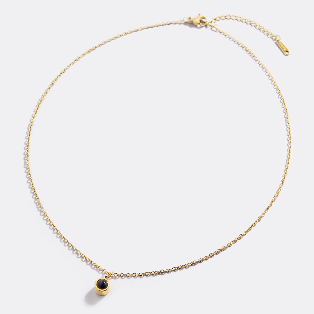 Classic Projection Stone Necklace With Gold Plating In Sterling Silver