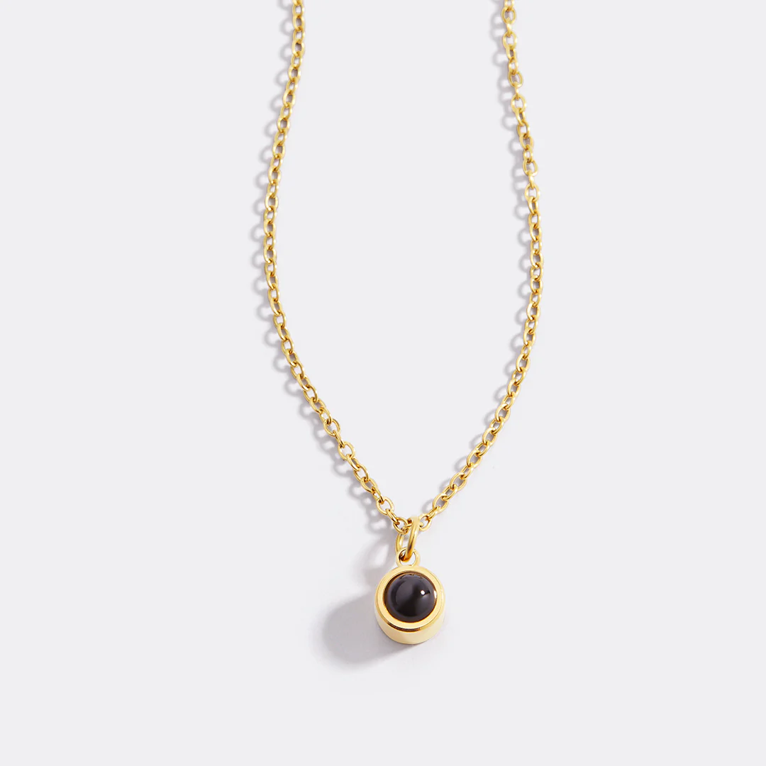 Classic Projection Stone Necklace With Gold Plating In Sterling Silver