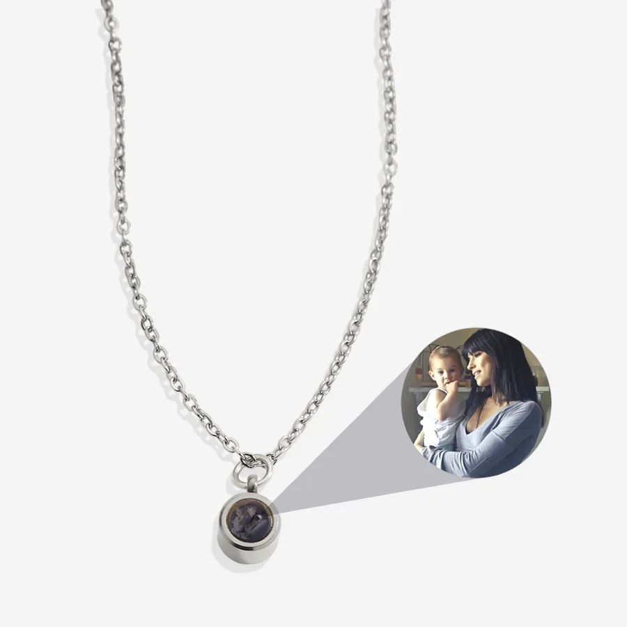 Classic Projection Stone Necklace In Sterling Silver