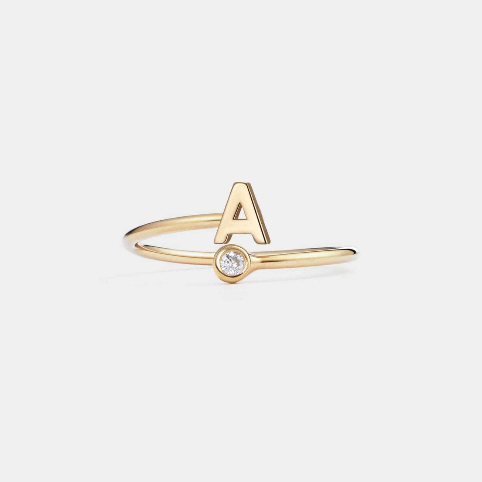 PERIMADE Custom Initial Letter Ring in Sterling Silver